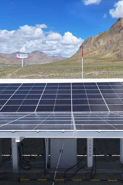 Project voor opslag en EV-laden van PV-energie in het Mount Qomolangma National Park